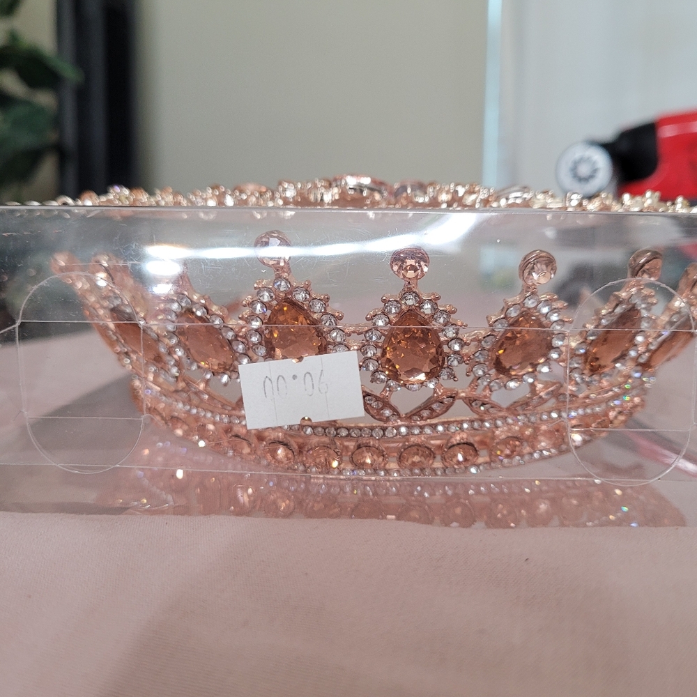 Elegant Rose Gold Tiara And Bracelet / Corona Y Pulsera Rosa Dorado
